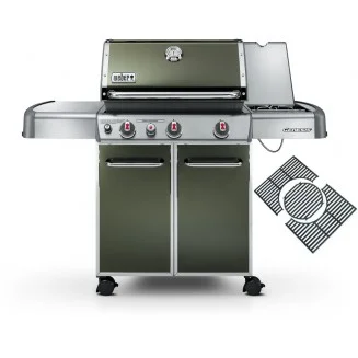 Weber Genesis E330 BBQ Smoke