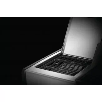 Napoleon Rogue XT 525 BBQ - Stainless Steel with Infrared Side Burner Napoleon Rogue XT 525 BBQ - Stainless Steel with Infrared Side Burner