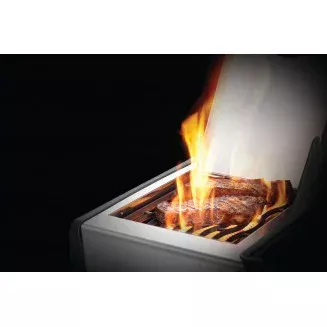 Napoleon Rogue XT 425 BBQ - Stainless Steel with Infrared Side Burner Napoleon Rogue XT 425 BBQ - Stainless Steel with Infrared Side Burner
