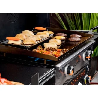 Blackstone 28" Griddle With Air Fryer Function | BBQs 2u