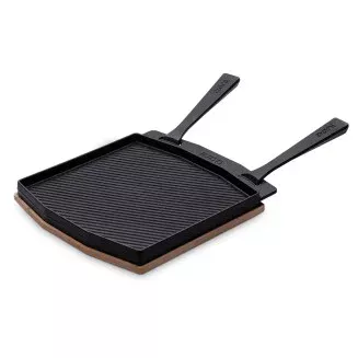 Ooni Cast Iron Dual-Sided Grizzler Plate - versatile
