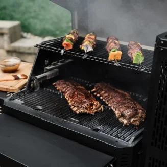 Masterbuilt Gravity Series 600 Pitmaster Pack Digital Charcoal grill