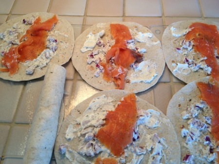 Weber BBQ Recipe Smoked Salmon Wraps 5