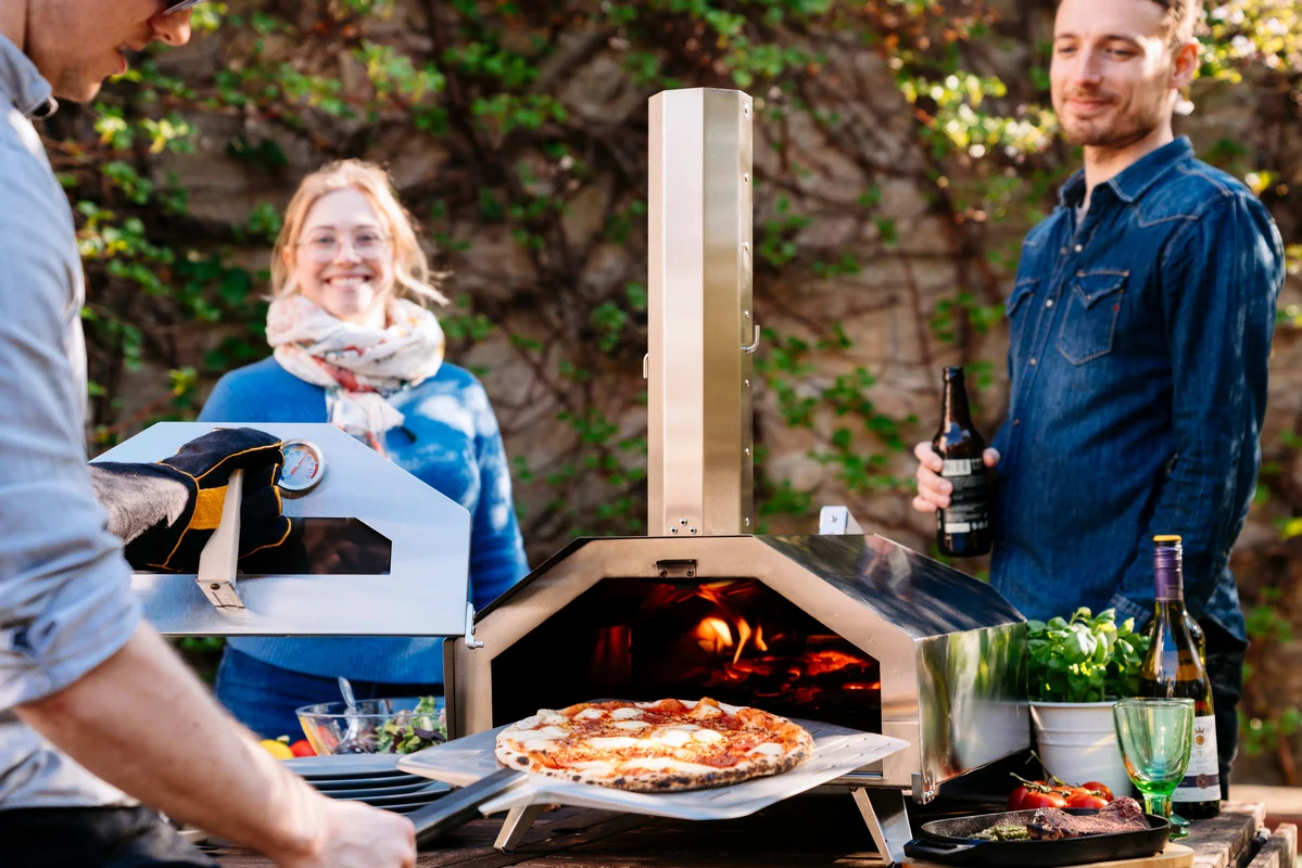 Ooni Pro 16 Multi-Fuel Pizza Oven