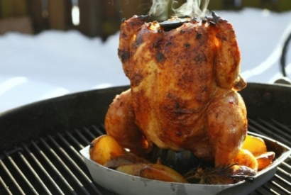 Weber Recipe BBQ Demo - Smoked Beer Can Chicken with Paprika & Thyme