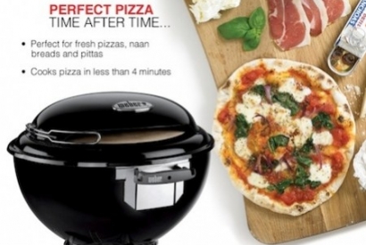 How to use the Weber Pizza Oven - Review & Demo